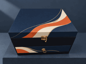 Hộp quà Tết ngăn kéo khóa đồng, giấy mỹ thuật xanh rêu và xanh navy – Golden Box (góc 2)